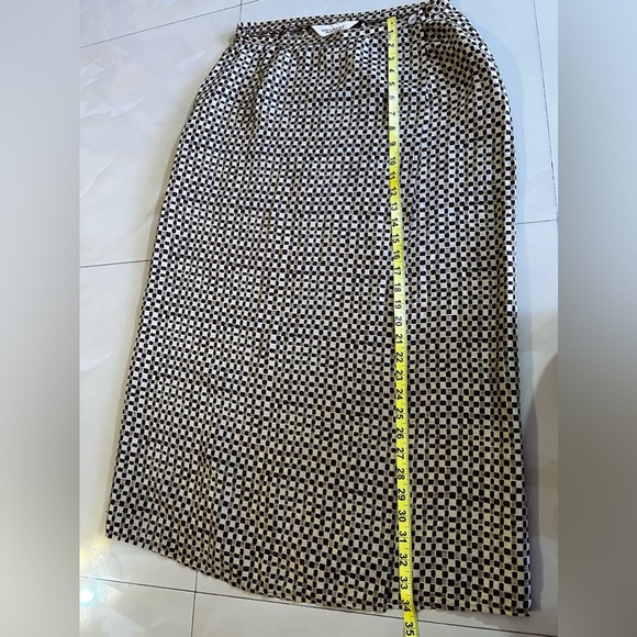 Melrose Floral Collectible Maxi Skirt 100% Silk stamp Two Buttons Vintage brown - Picture 6 of 16